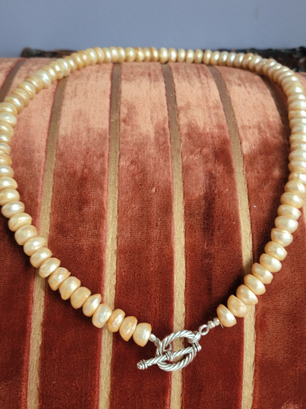 Vintage Butter Yellow Genuine Pearl Necklace w/Silver Toggle -